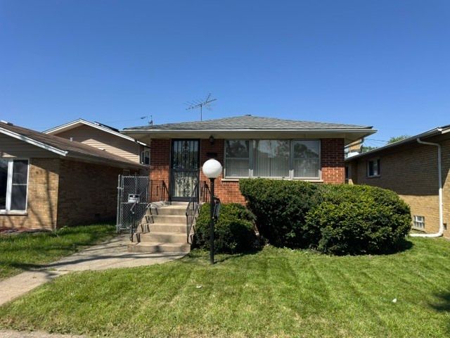 11624 Bishop Street, Chicago, IL 60643