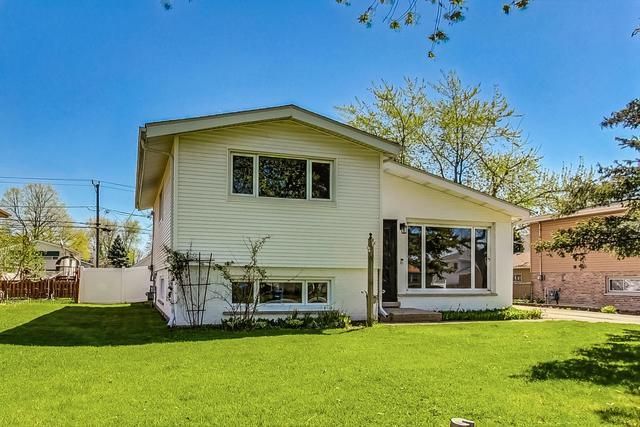 509 Willow Road, Elmhurst, IL 60126