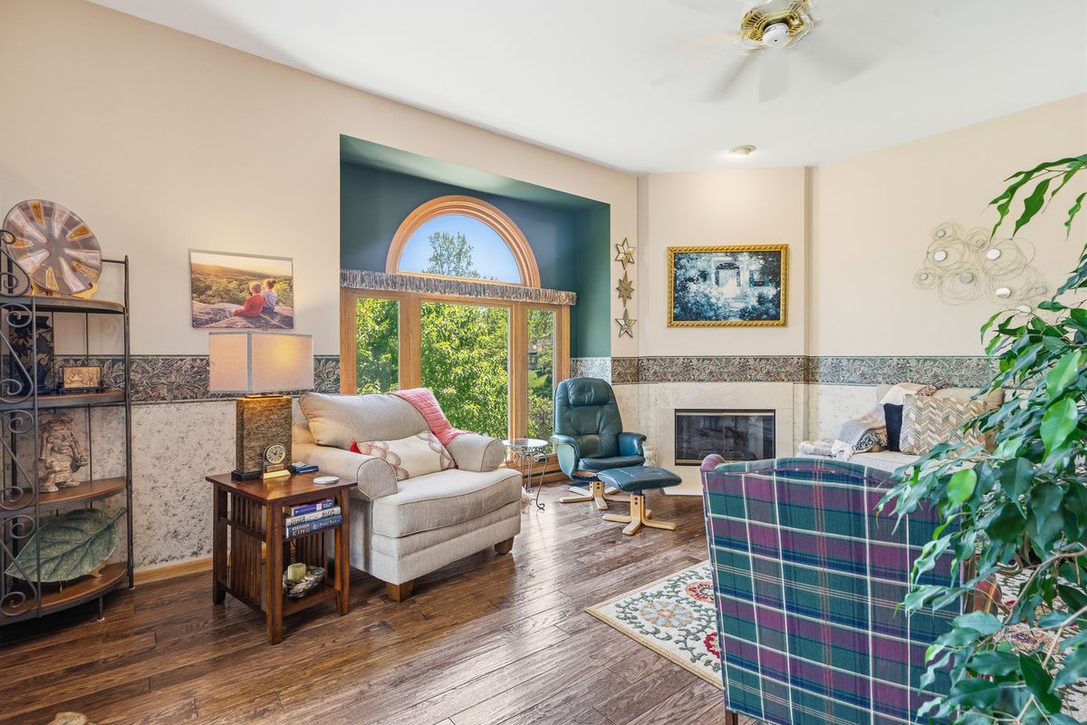 14337 S Provencal Drive, Homer Glen, IL 60491
