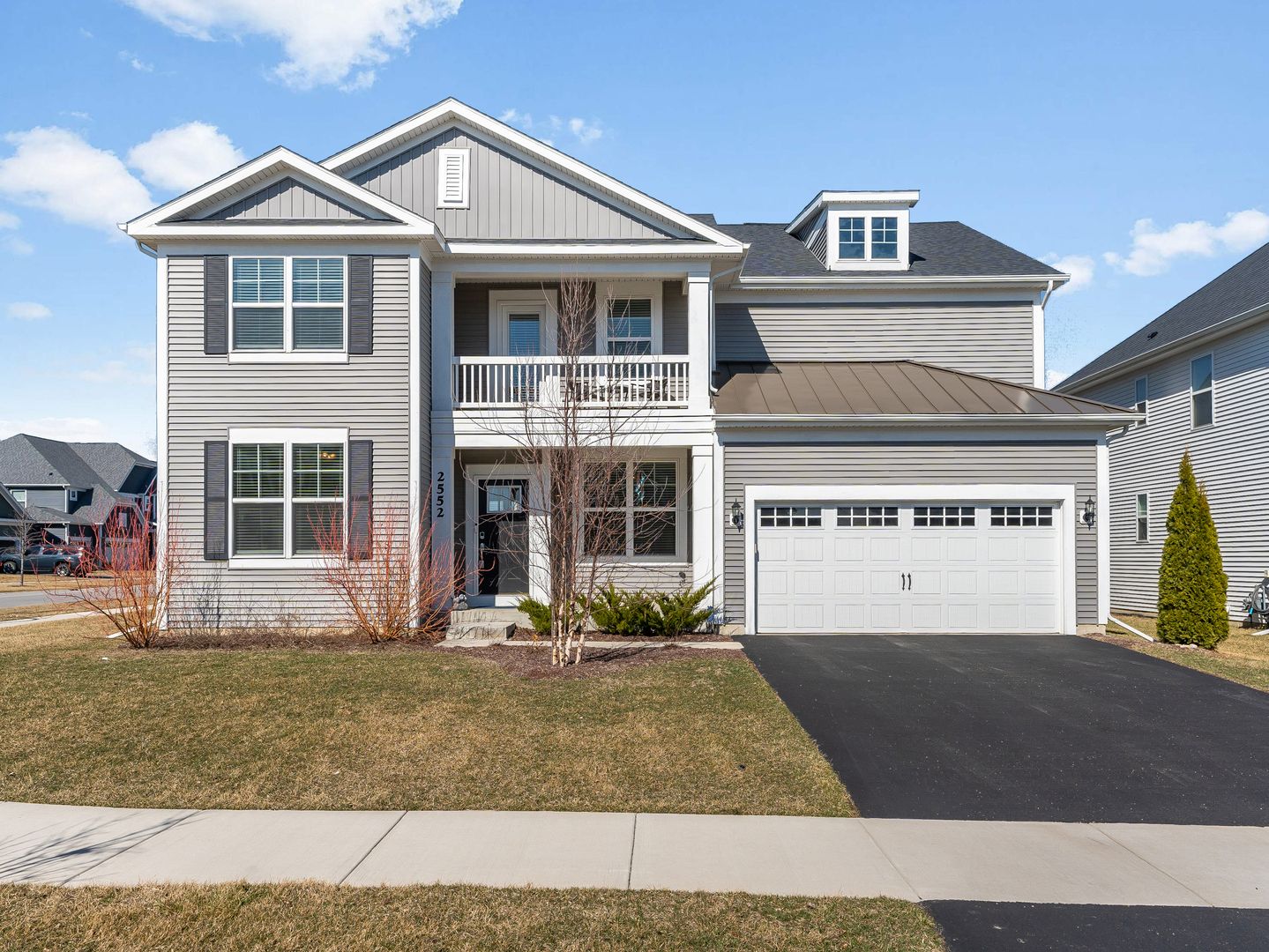 2552 Weatherbee Lane — Naperville, IL 60563