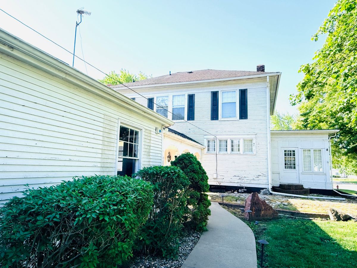 804 E Washington Street, Hoopeston, IL 60942