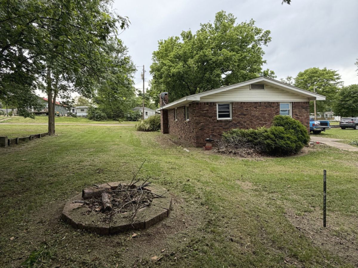 909 Mckinley Street, Havana, IL 62644