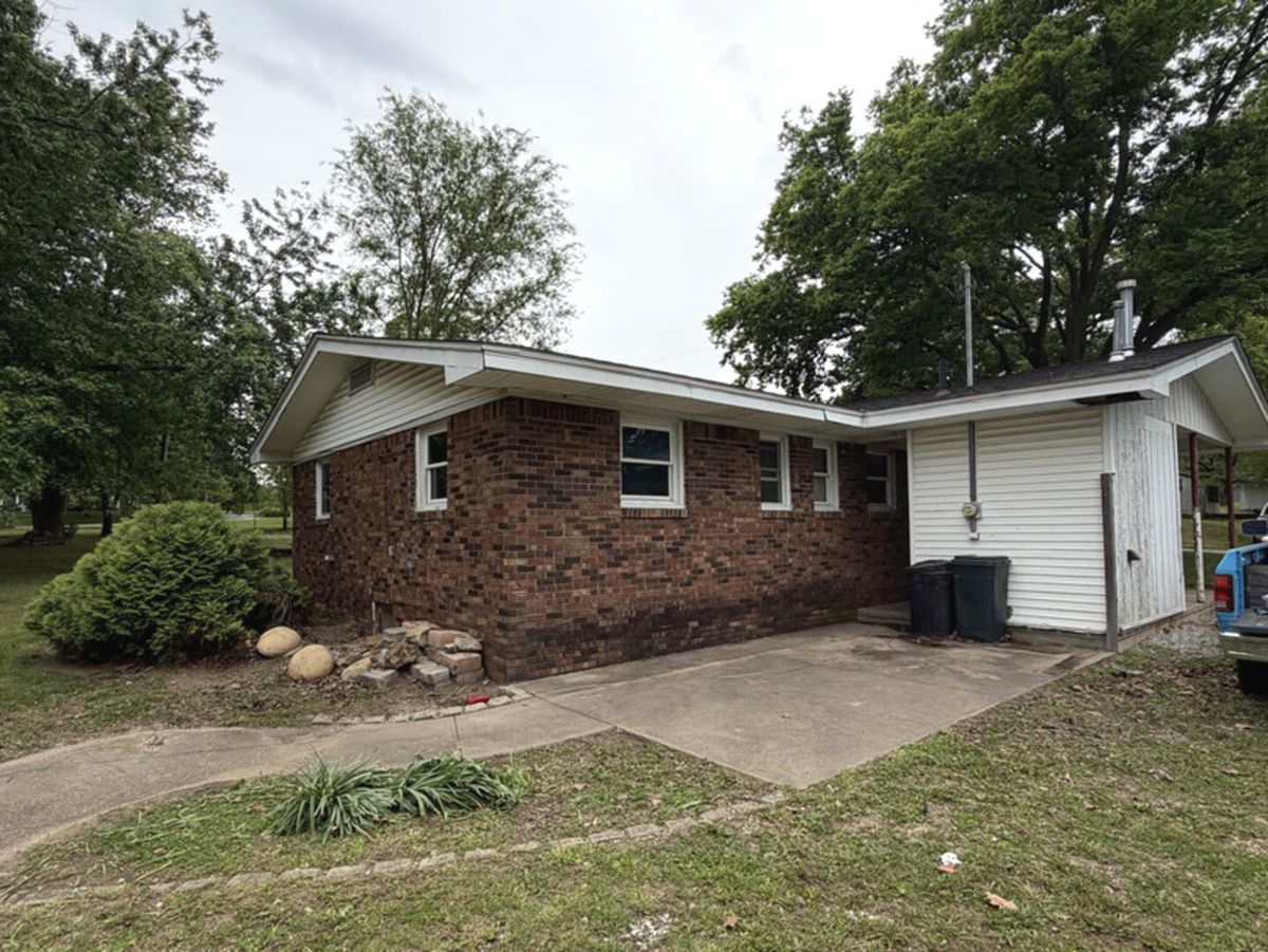 909 Mckinley Street, Havana, IL 62644