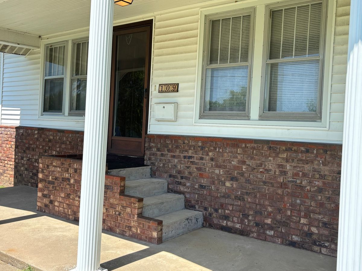 109 George Street, Anna, IL 62906