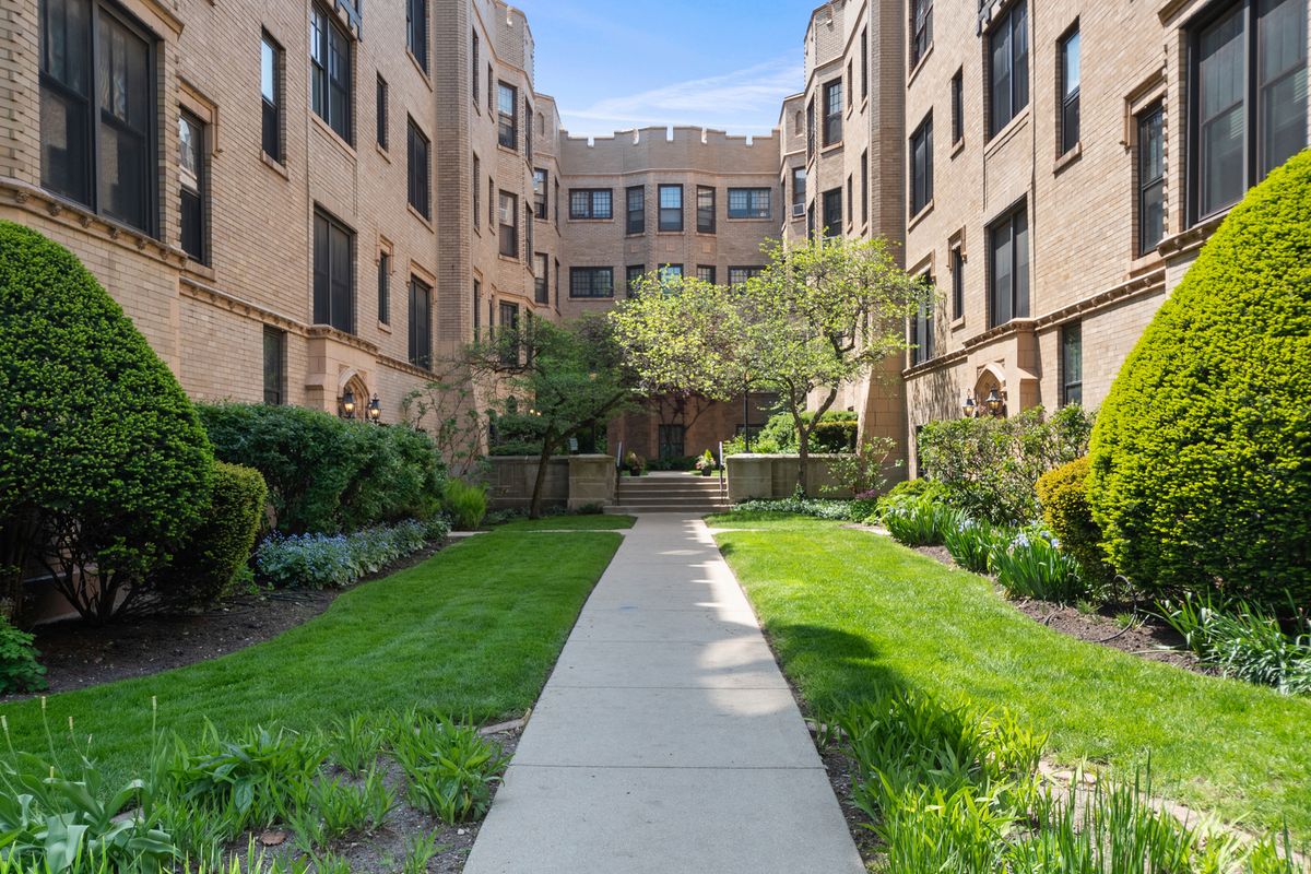 926 Judson Avenue, Evanston, IL 60202