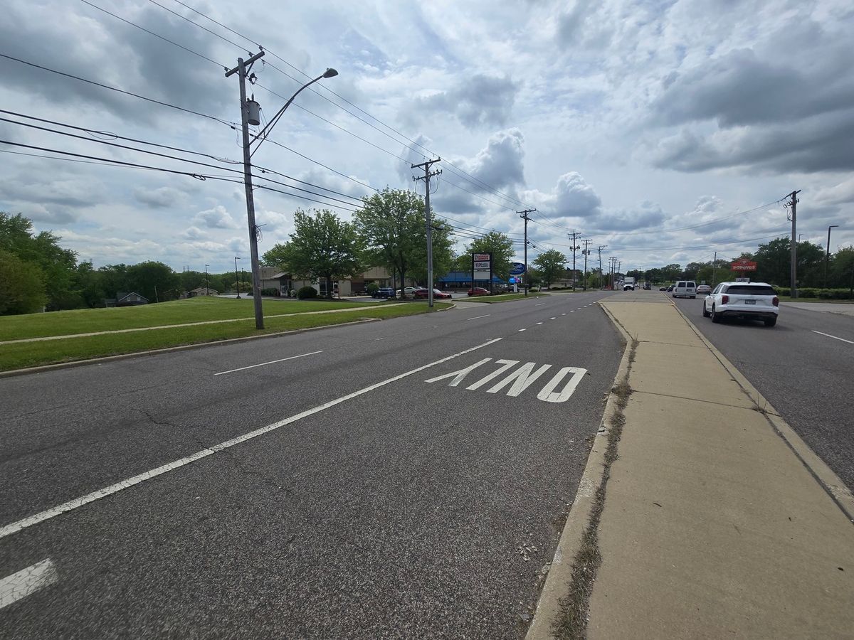 403-405 S Lincolnway Street, North Aurora, IL 60542