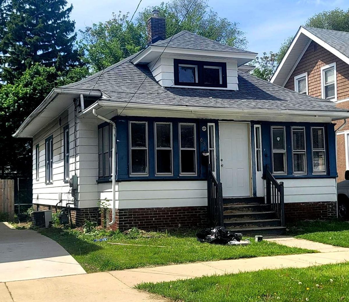 631 Watson Street, Aurora, IL 60505