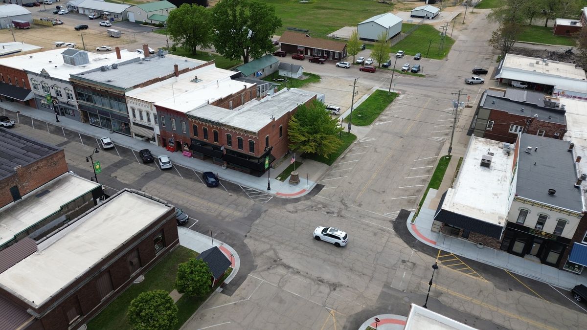 1100 & 1102 4th Street, Fulton, IL 61252
