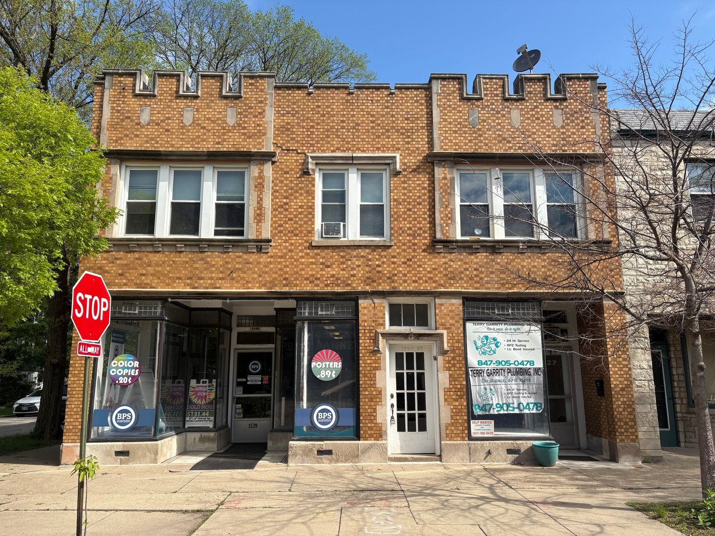 1529 Greenleaf Street — Evanston, IL 60202