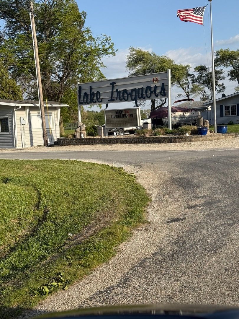 107 Comanche Trail, Loda, IL 60948