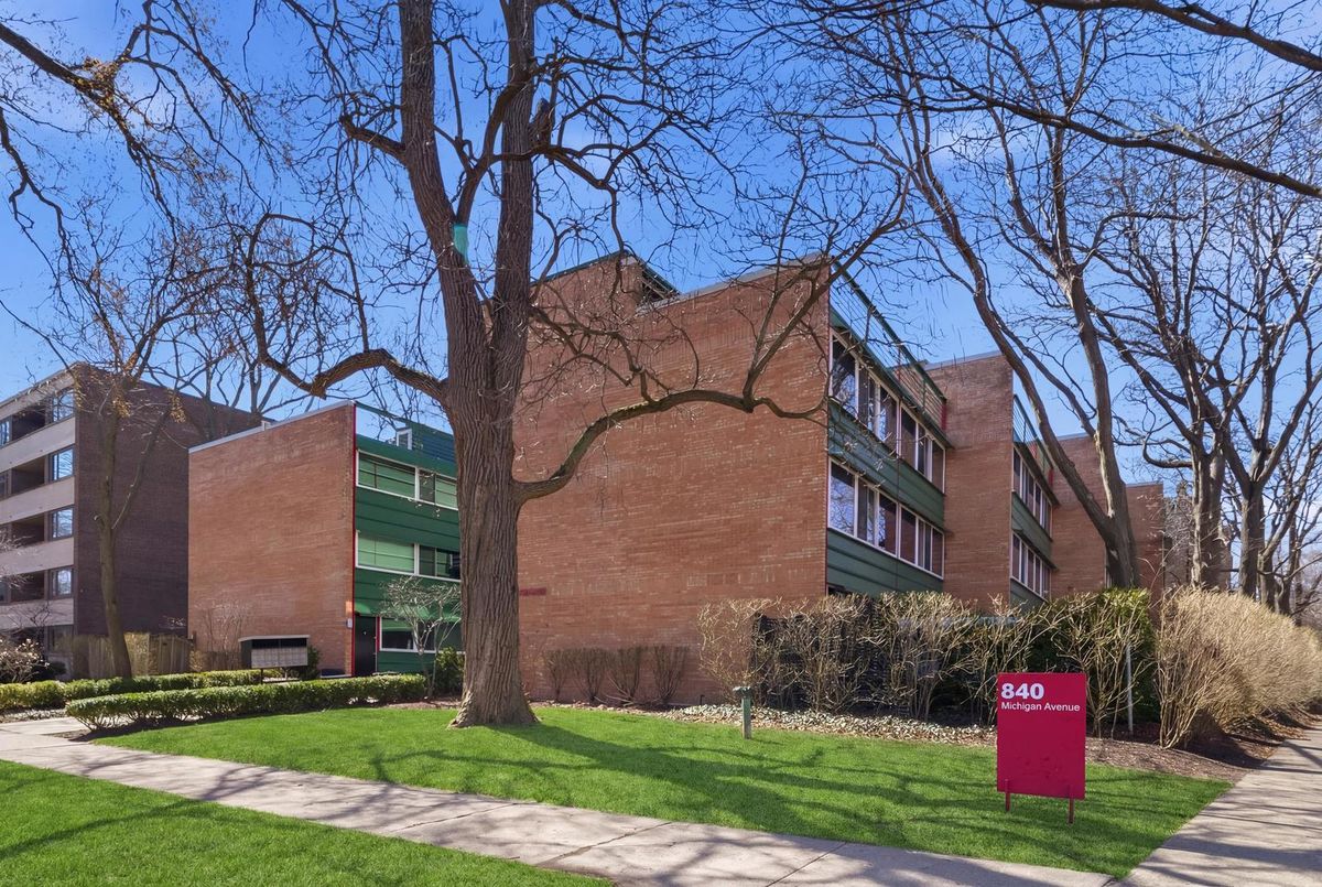 840 Michigan Avenue, Evanston, IL 60202