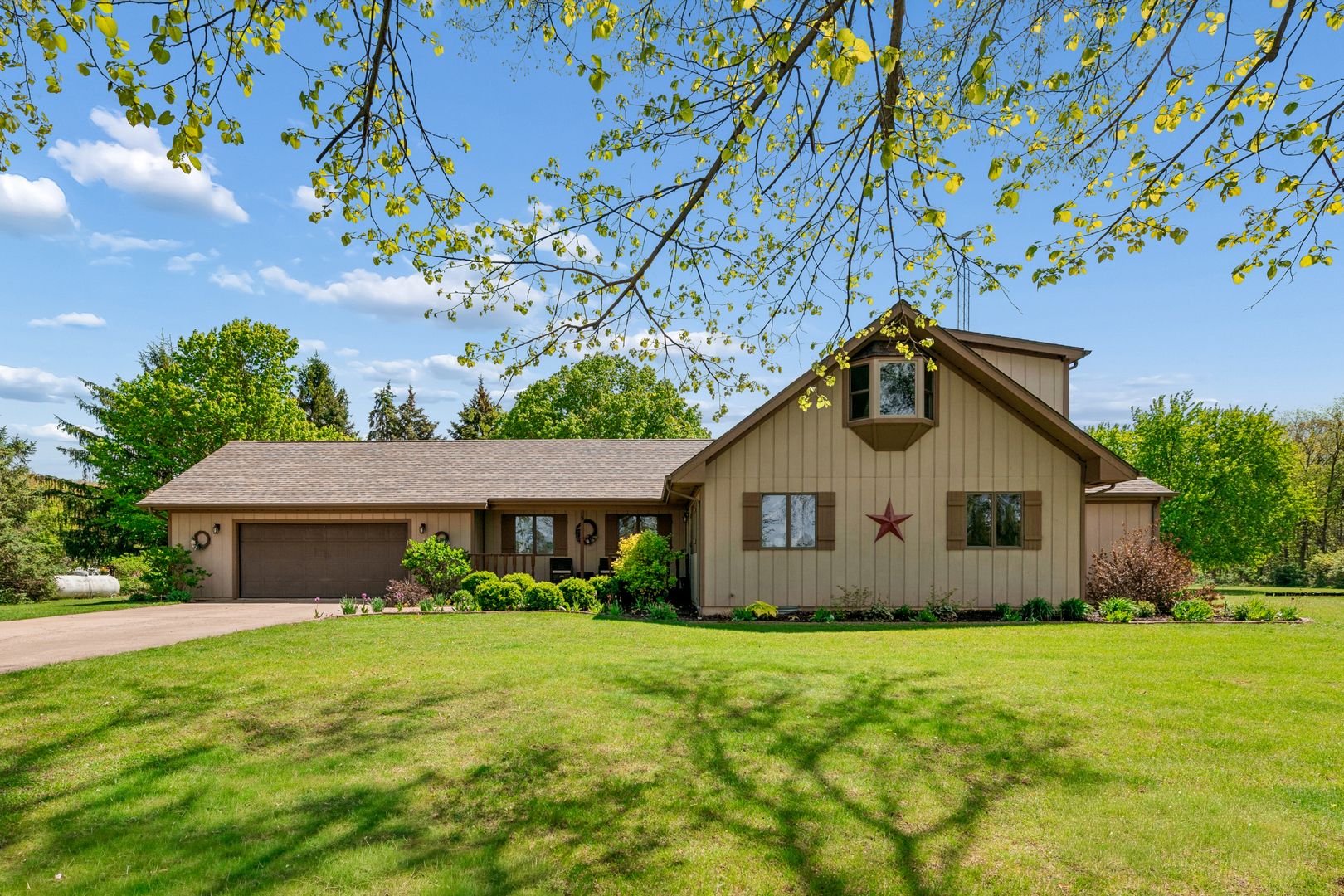 9590 Brown Road — Morris, IL 60450