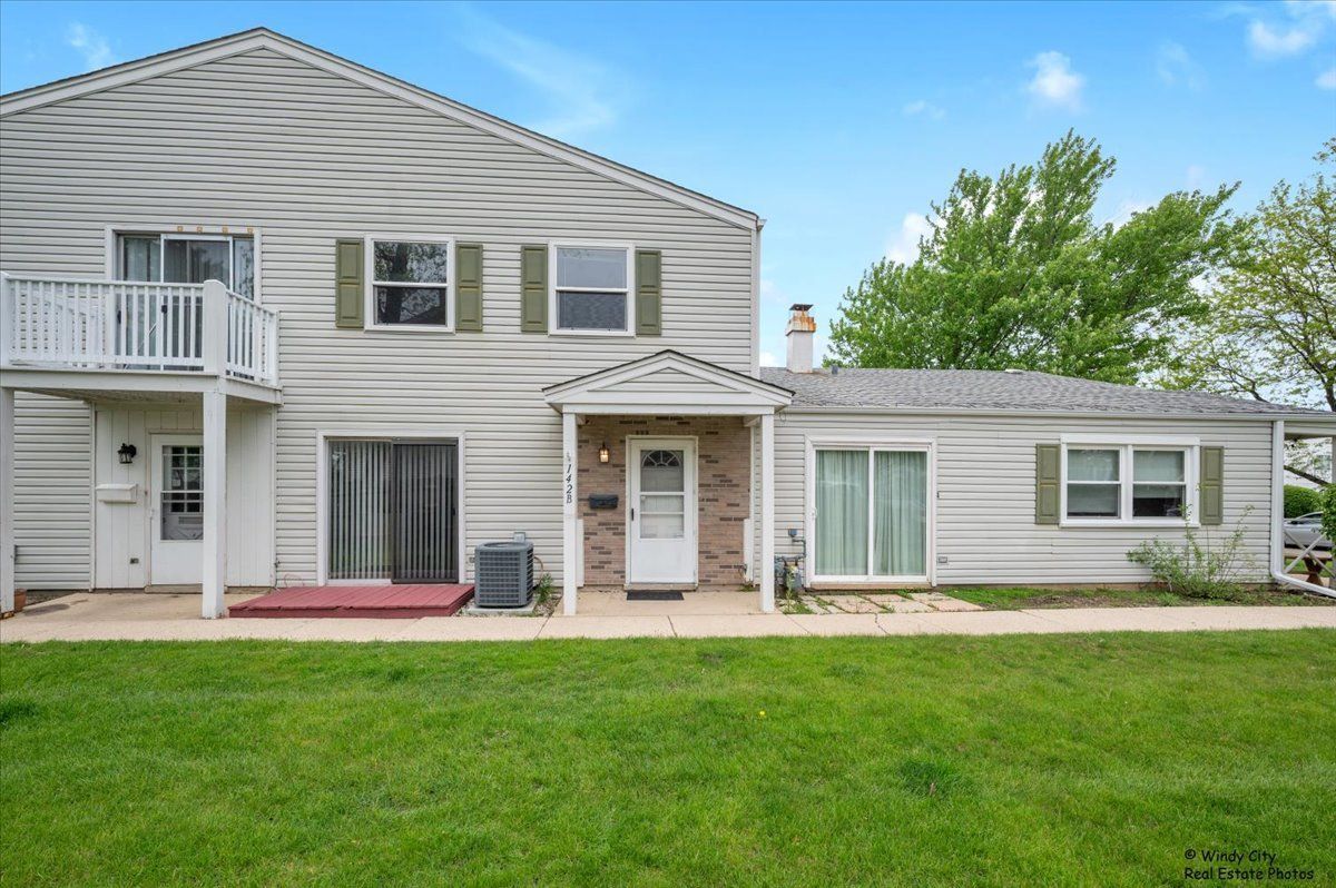 142 ANN Court, Bartlett, IL 60103
