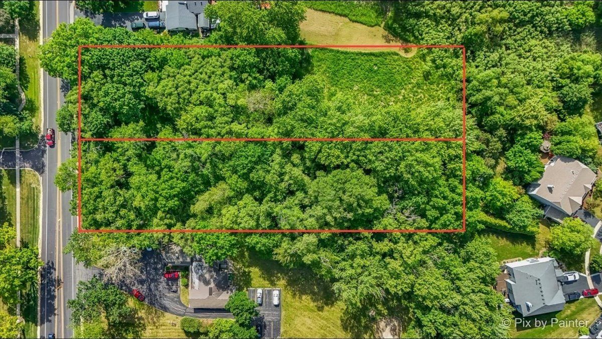 454 W Terra Cotta Avenue — Crystal Lake, IL 60014