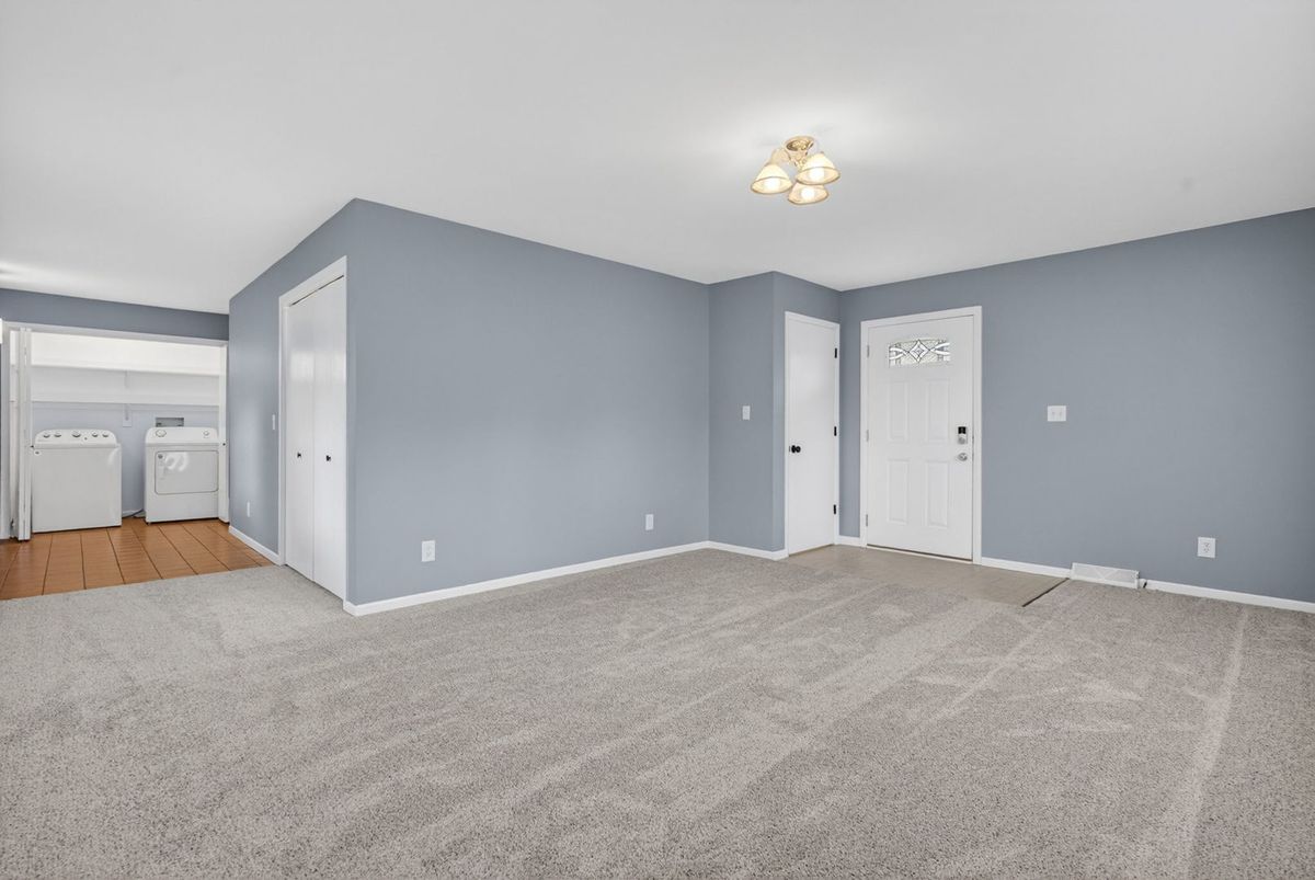 25228 W Buell Street, Channahon, IL 60410