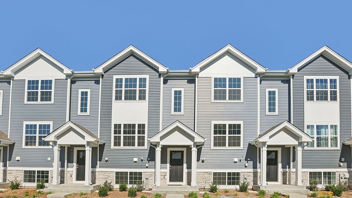 1395 Oakfield Lane, Pingree Grove, IL 60140