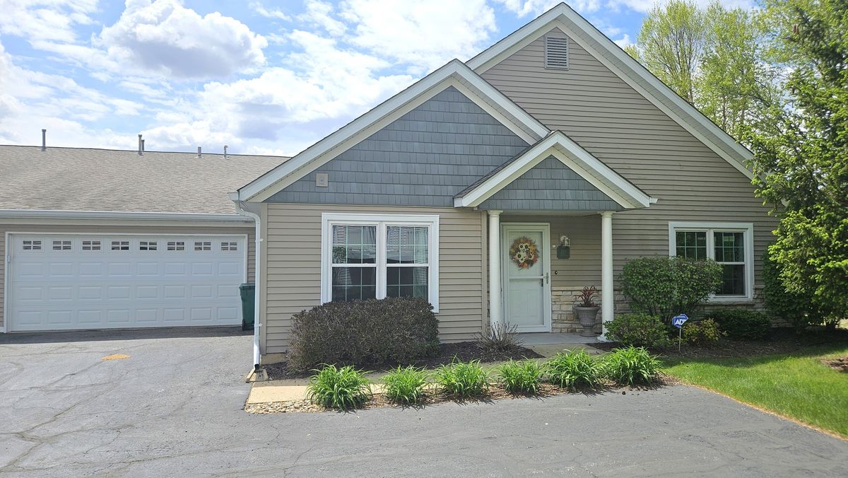 222 Lily Lane, Rockford, IL 61107