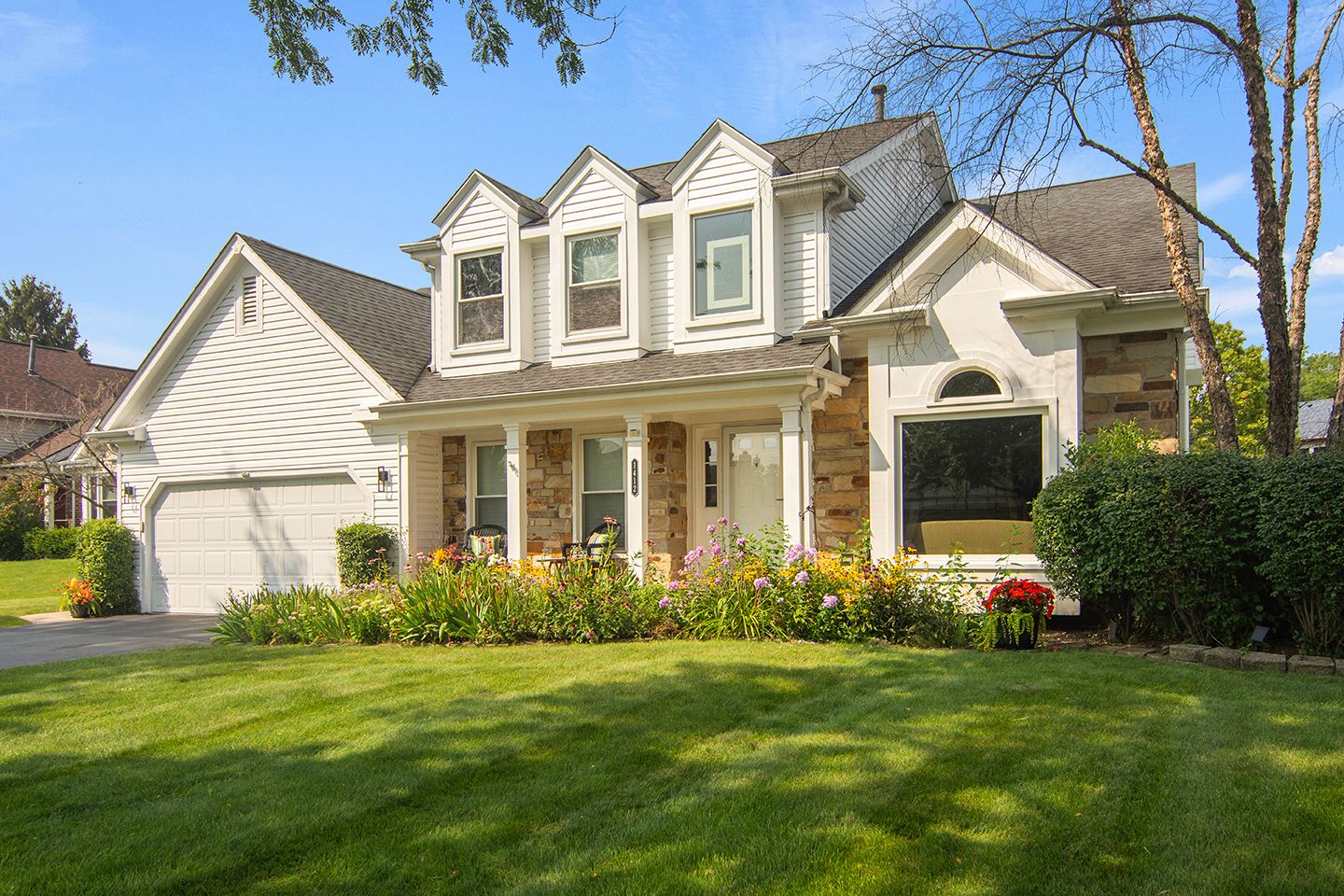 1412 Village Court — Buffalo Grove, IL 60089