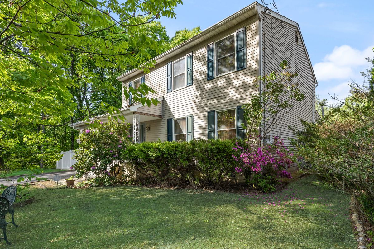 245 Ashland Avenue, Cherry Hill, NJ 08003