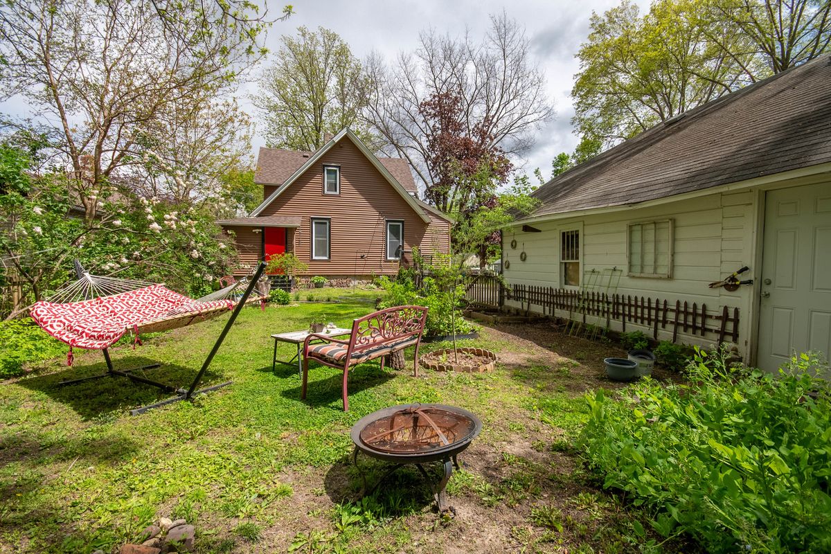 400 S 2nd Street, Oregon, IL 61061
