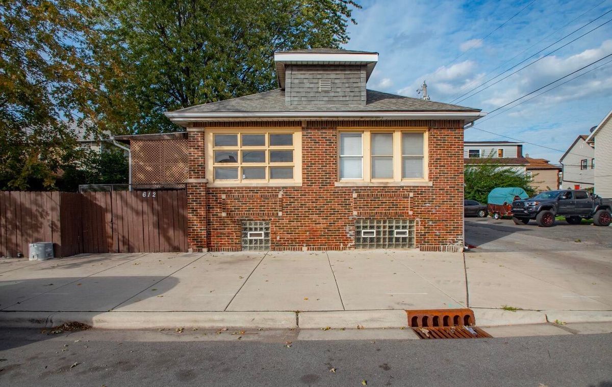 612 149th Street, East Chicago, IN 46312