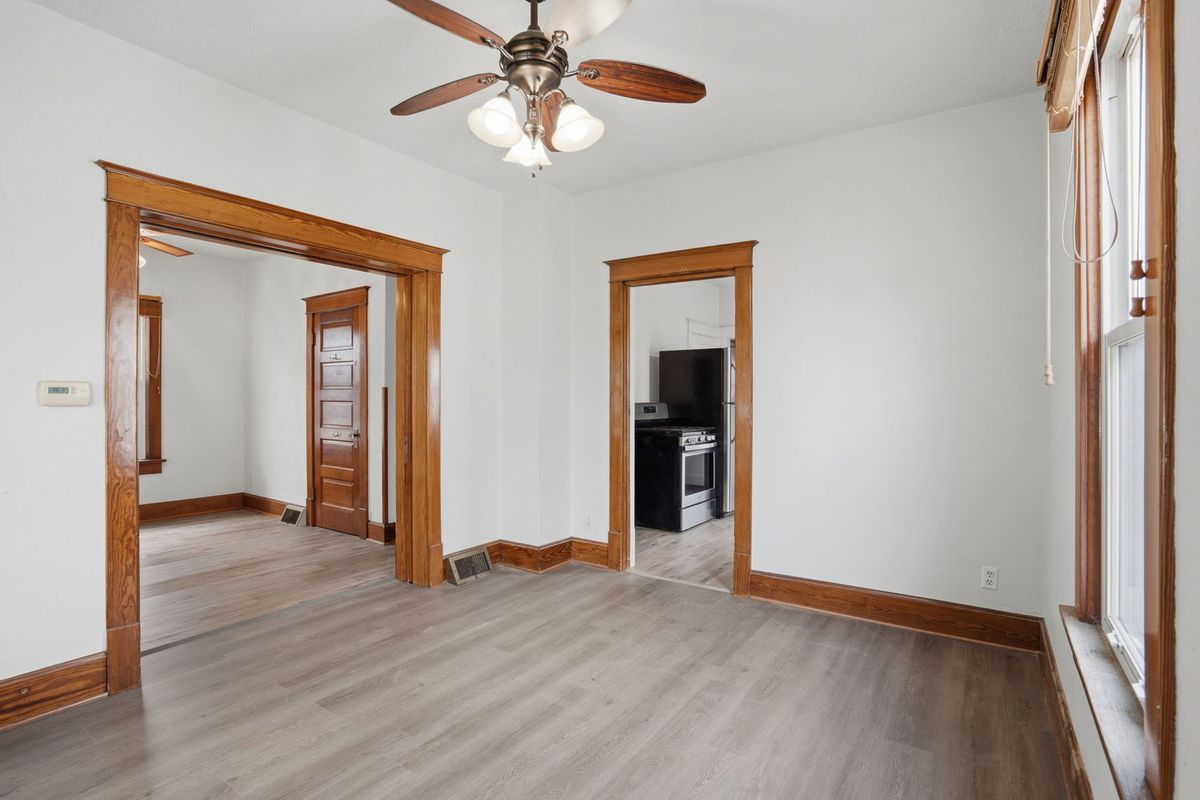 118 5th Street, Silvis, IL 61282