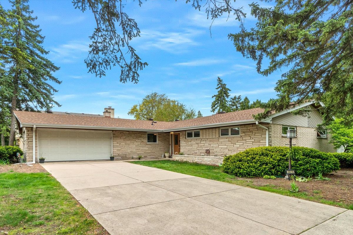 3816 Cumnor Road, Downers Grove, IL 60515