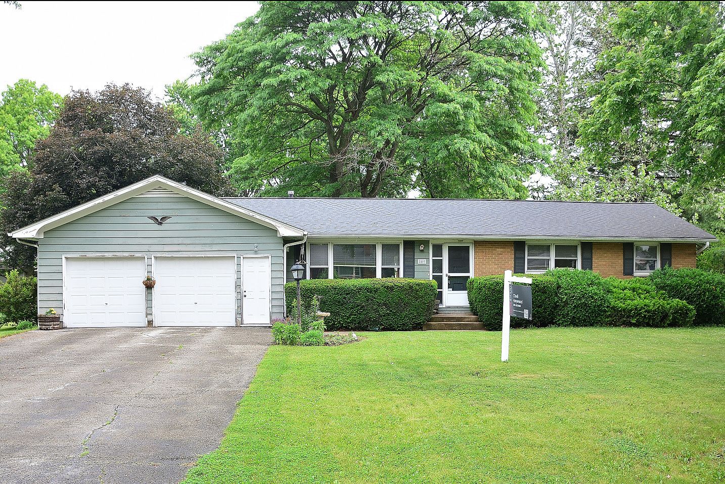 813 Considine Road — Geneva, IL 60134