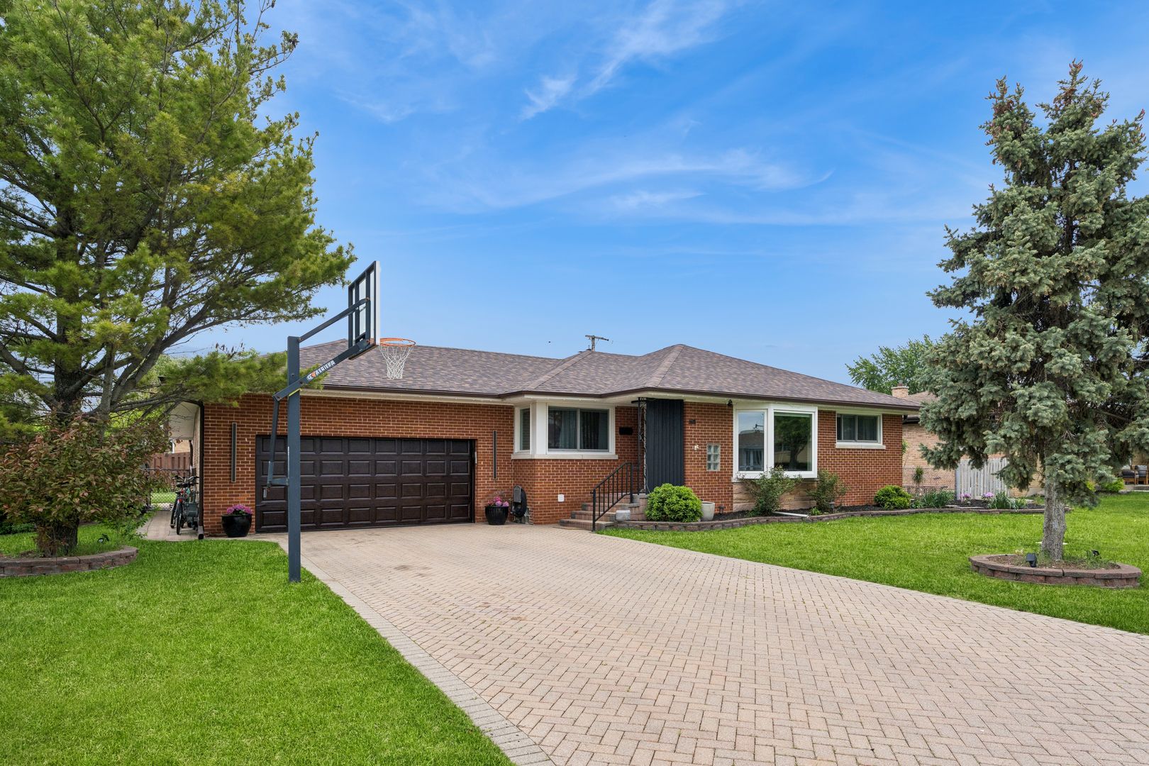 4911 N Frank Parkway — Norridge, IL 60706