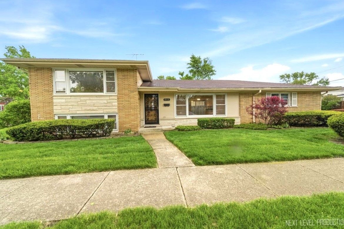512 Harvard Avenue, Villa Park, IL 60181