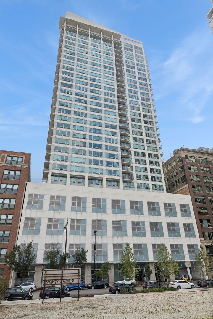 701 Wells Street, Chicago, IL 60607