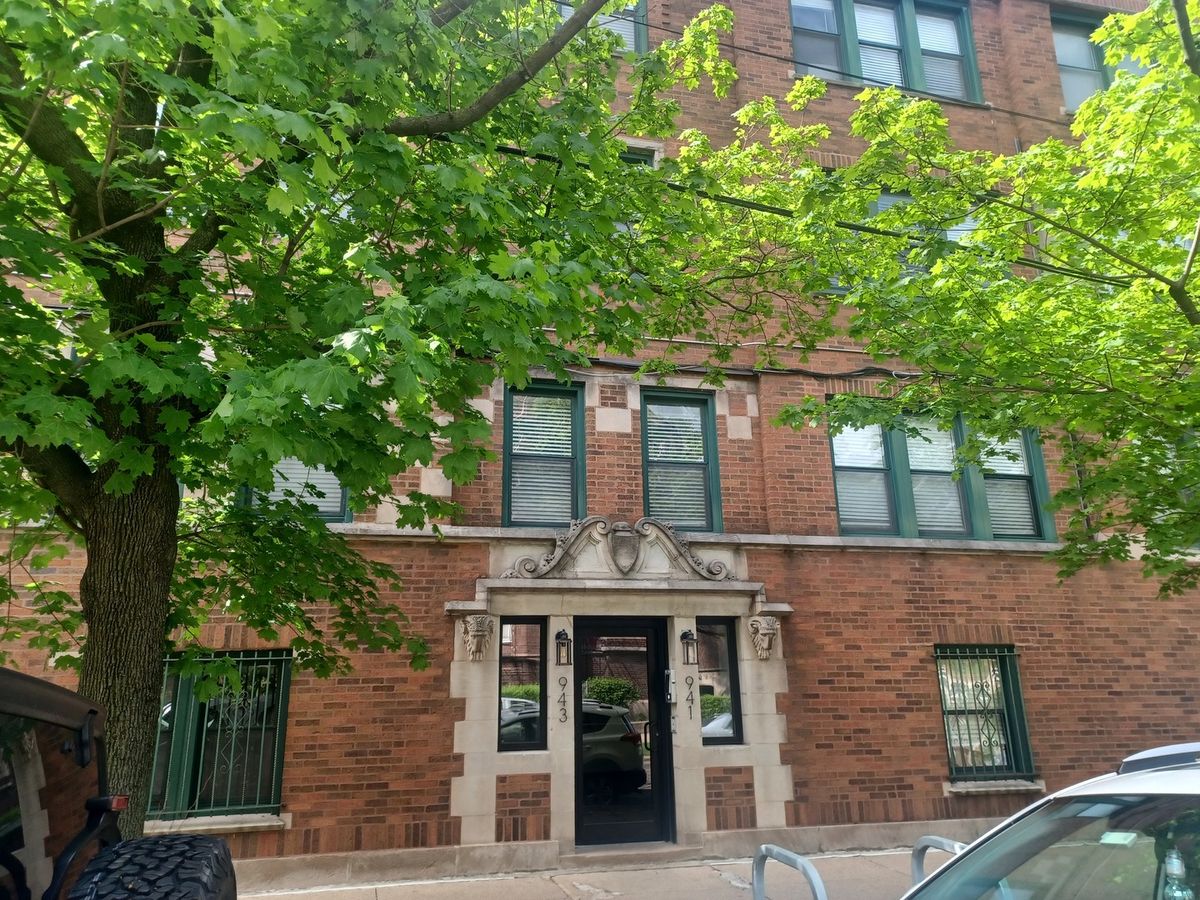941 54th Place, Chicago, IL 60615