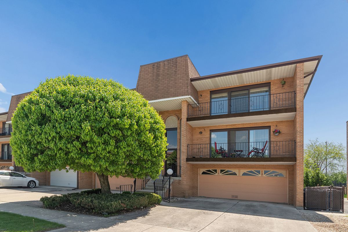 4029 93rd Place, Oak Lawn, IL 60453