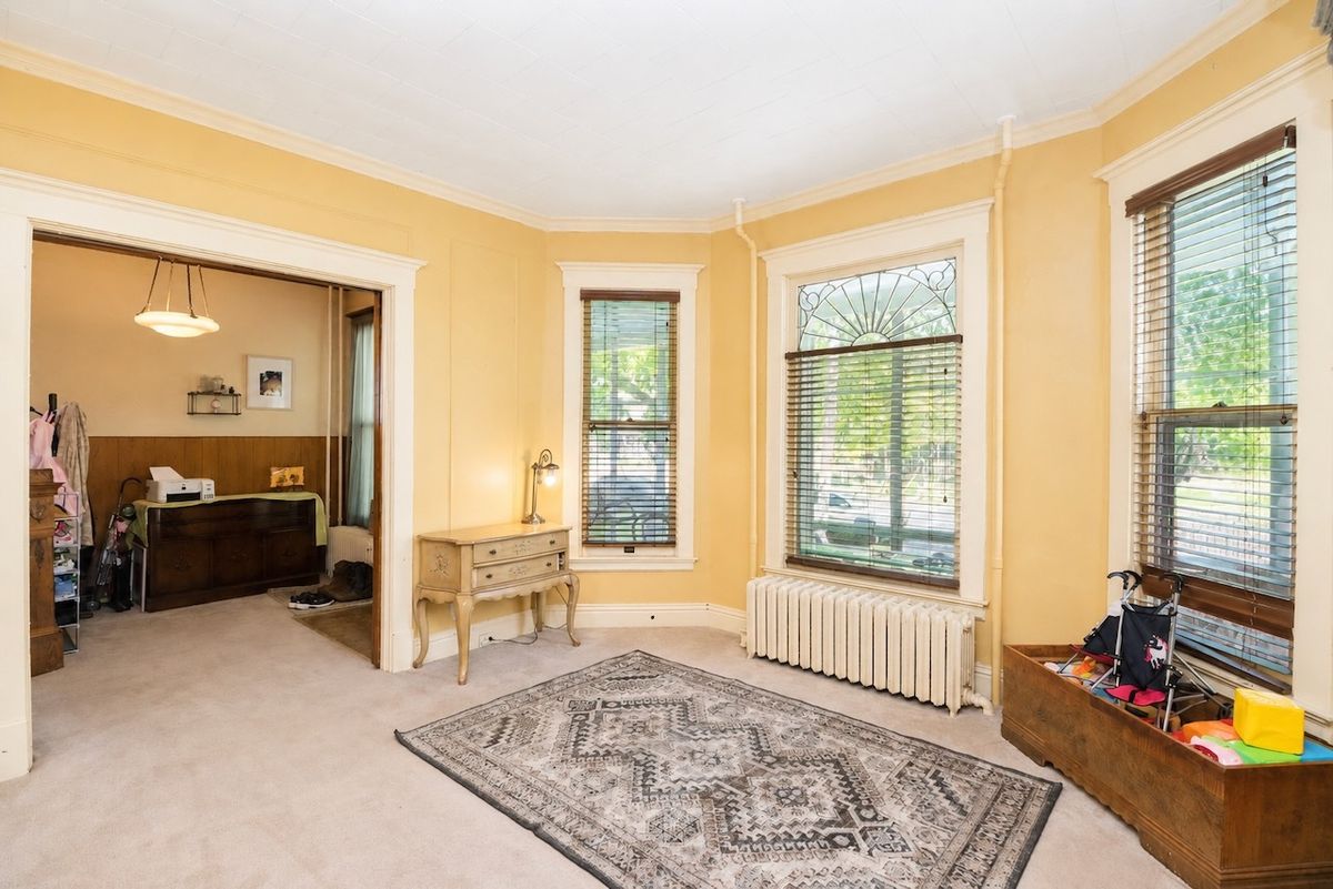 1035 Marquette Street, Lasalle, IL 61301