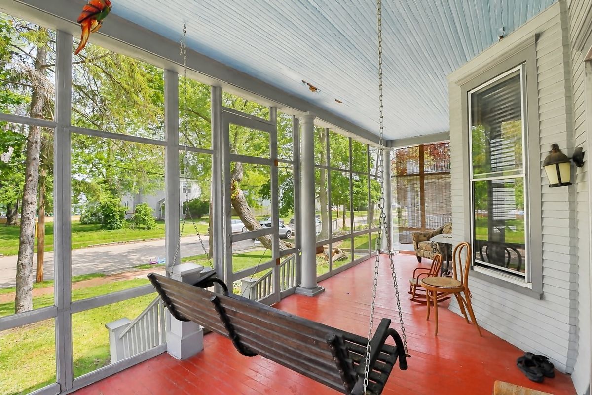 1035 Marquette Street, Lasalle, IL 61301