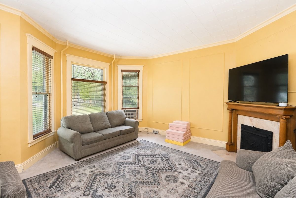 1035 Marquette Street, Lasalle, IL 61301