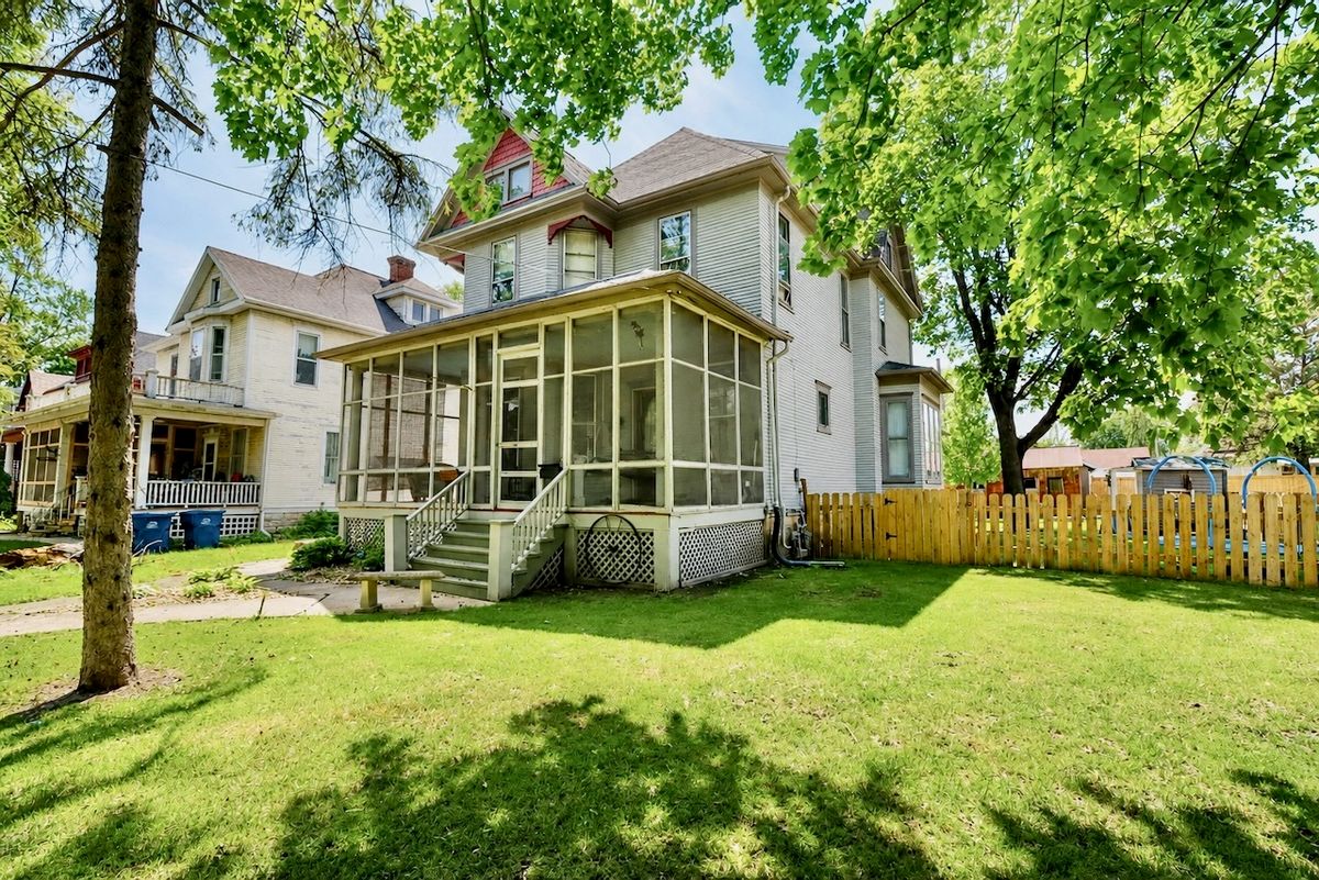 1035 Marquette Street, Lasalle, IL 61301