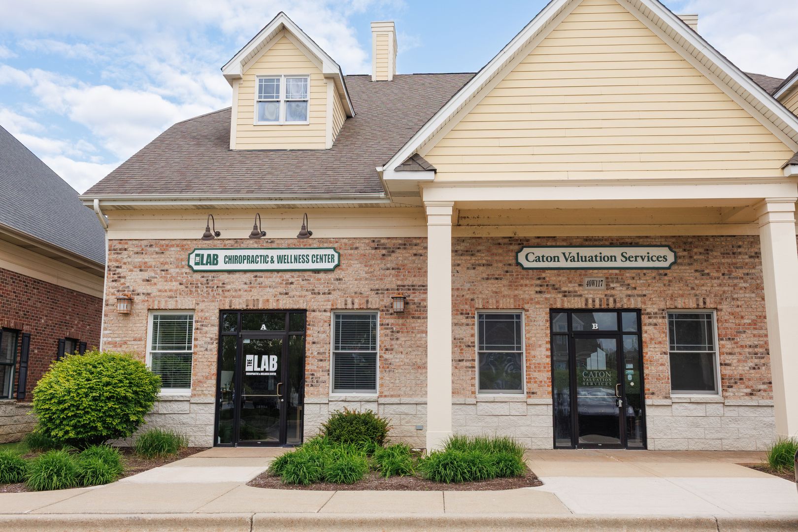 40W117 Campton Crossings Drive #B — Campton Hills, IL 60175