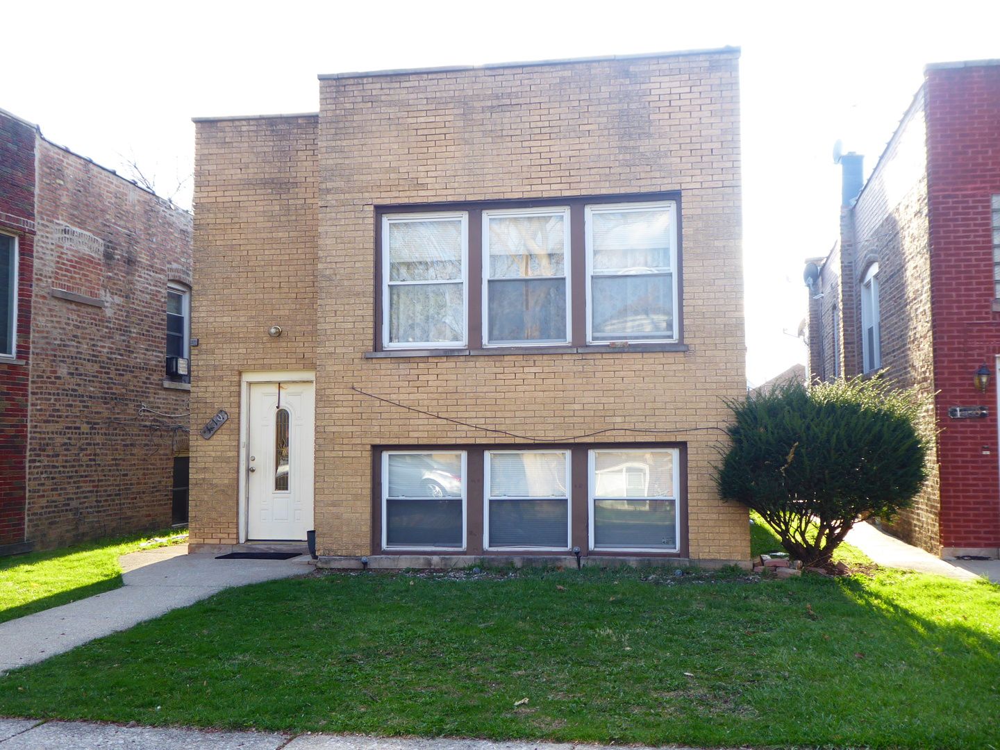 1410 Scoville Avenue — Berwyn, IL 60402