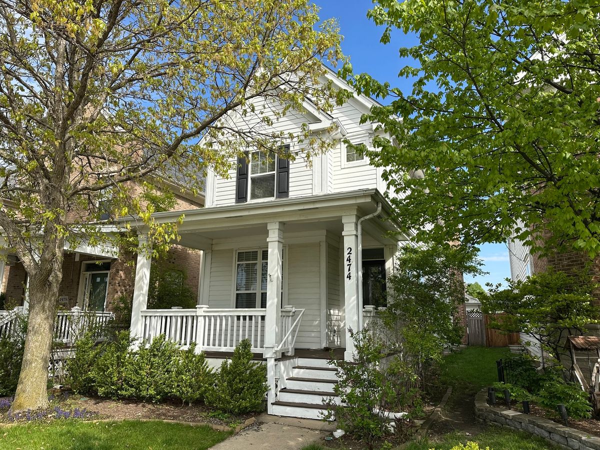 2474 LAKE Avenue, Glenview, IL 60026