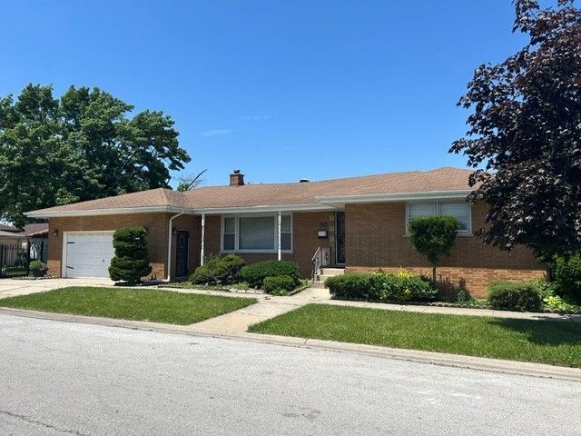 12764 S Ada Street — Calumet Park, IL 60827