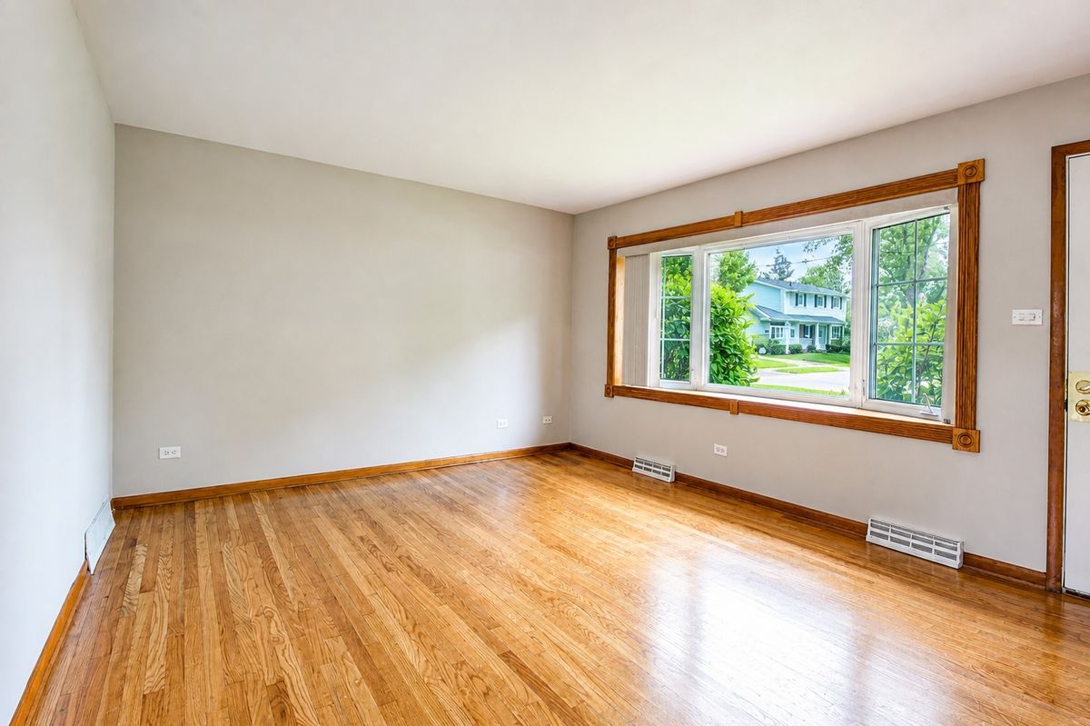 14759 Long Avenue, Oak Forest, IL 60452