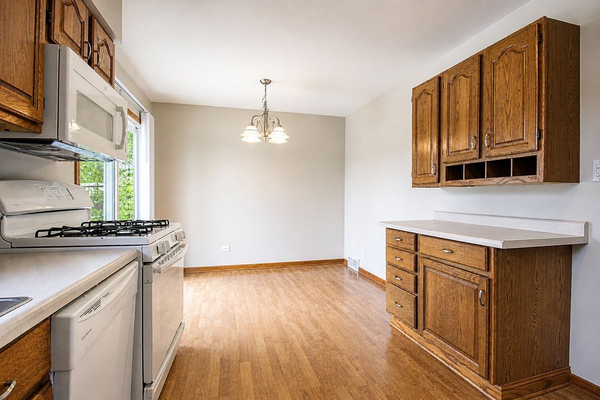 14759 Long Avenue, Oak Forest, IL 60452