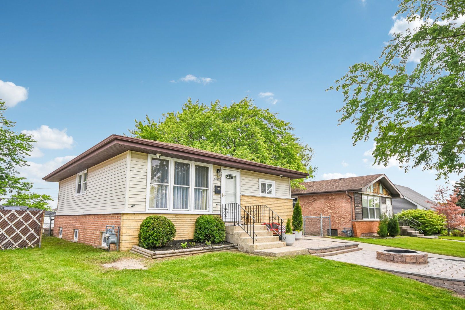 4428 Lisa Lane — Oak Forest, IL 60452