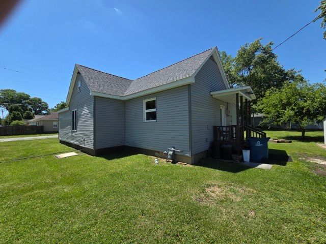208 Burkett Street, Benton, IL 62812