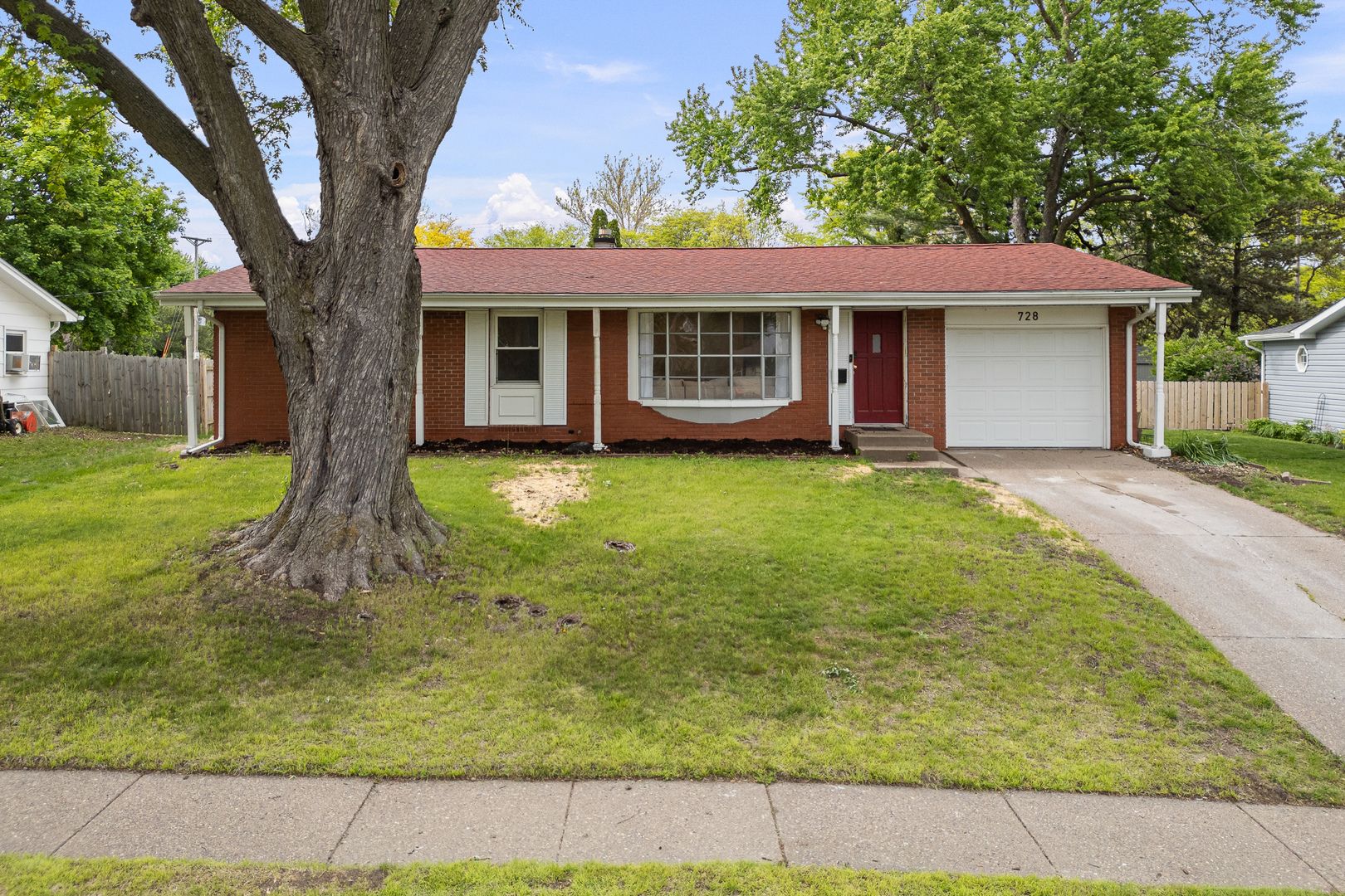 728 Westerfield Road — Davenport, IA 52806