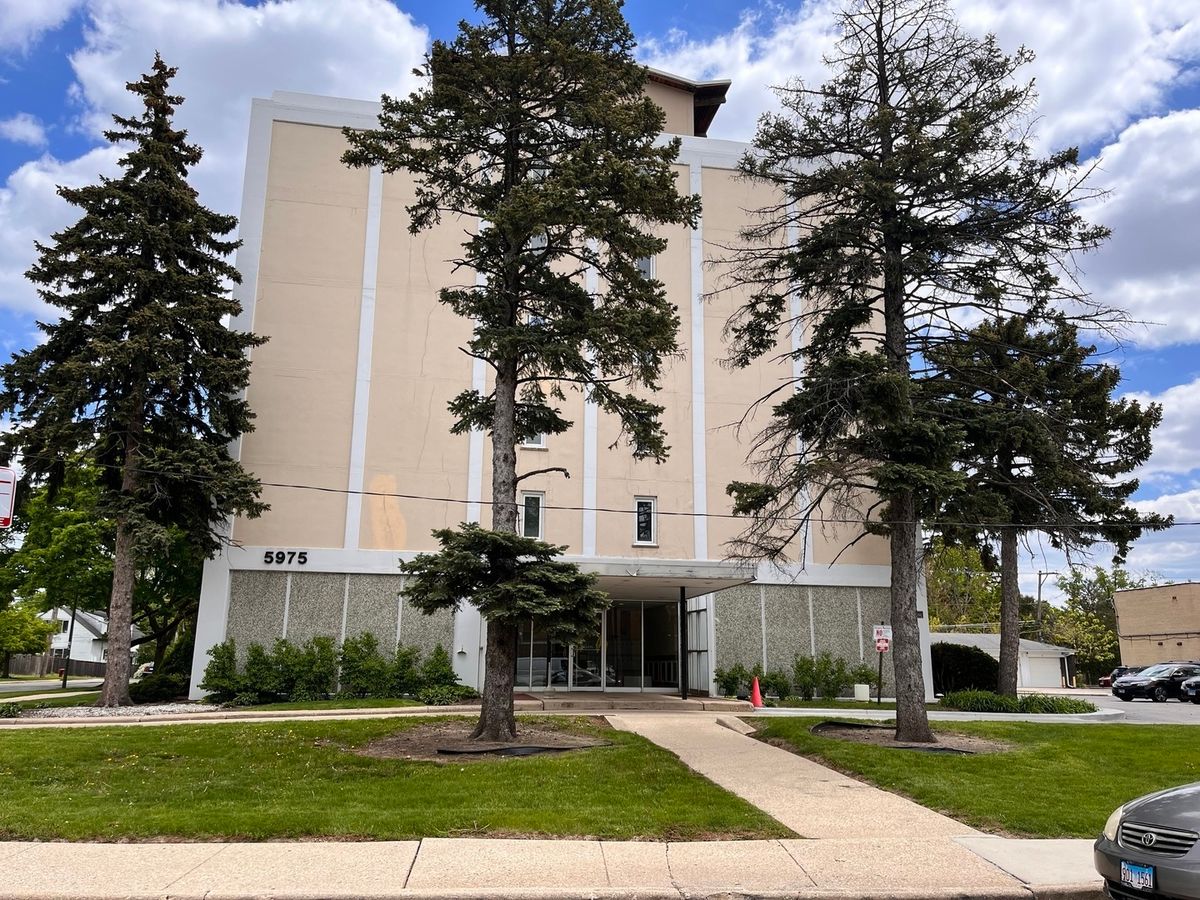 5975 Odell Avenue, Chicago, IL 60631