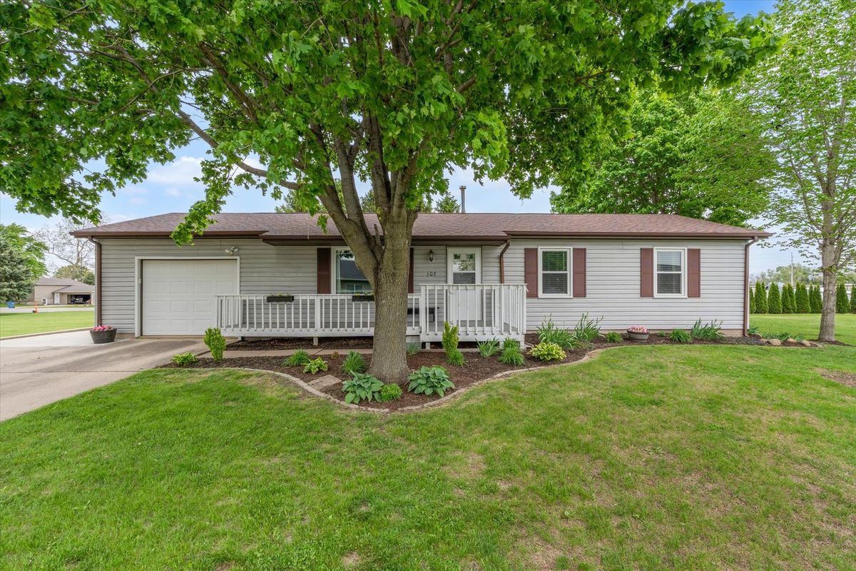 107 4th Street, Calamus, IA 52729