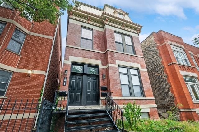 1041 Oakley Boulevard, Chicago, IL 60612
