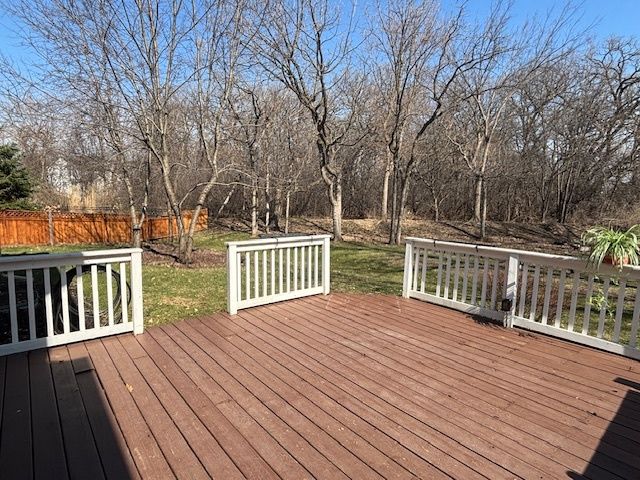 33993 N Treeline Court, Grayslake, IL 60030